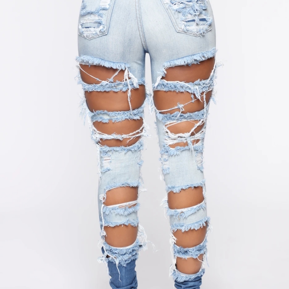 Sexy shredded jeans - Picture 5 of 8